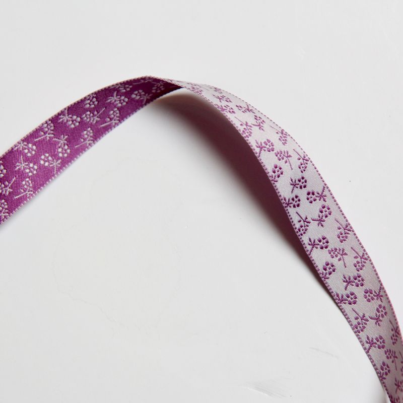 Ruban fleuri mauve biface