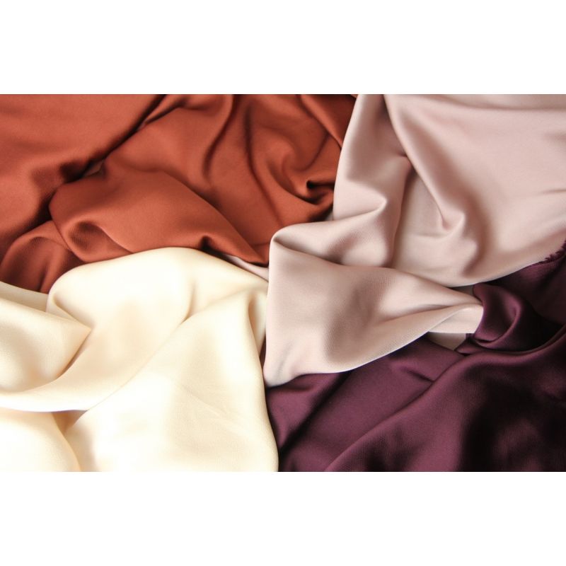 Satin poly bubble bordeaux