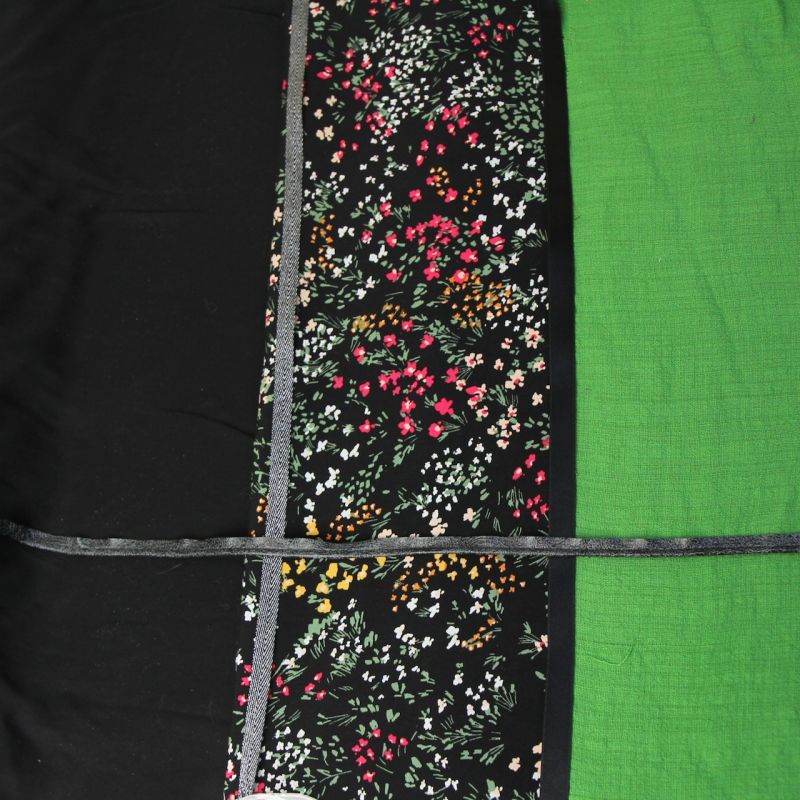 Kit foulard triangle Jeanne noir et gazon