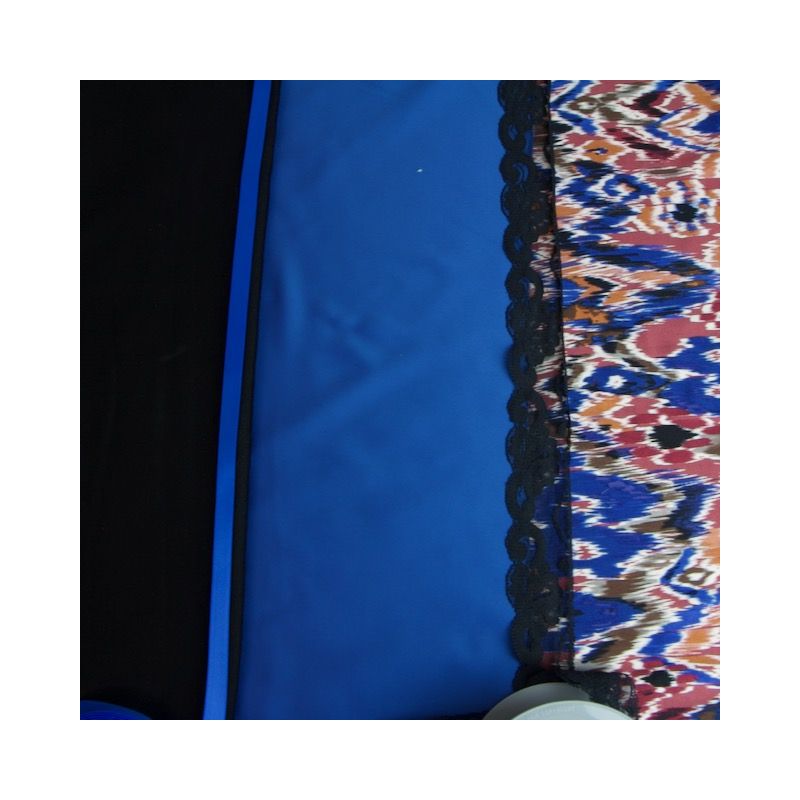 Kit foulard triangle Vanessa bleu roi